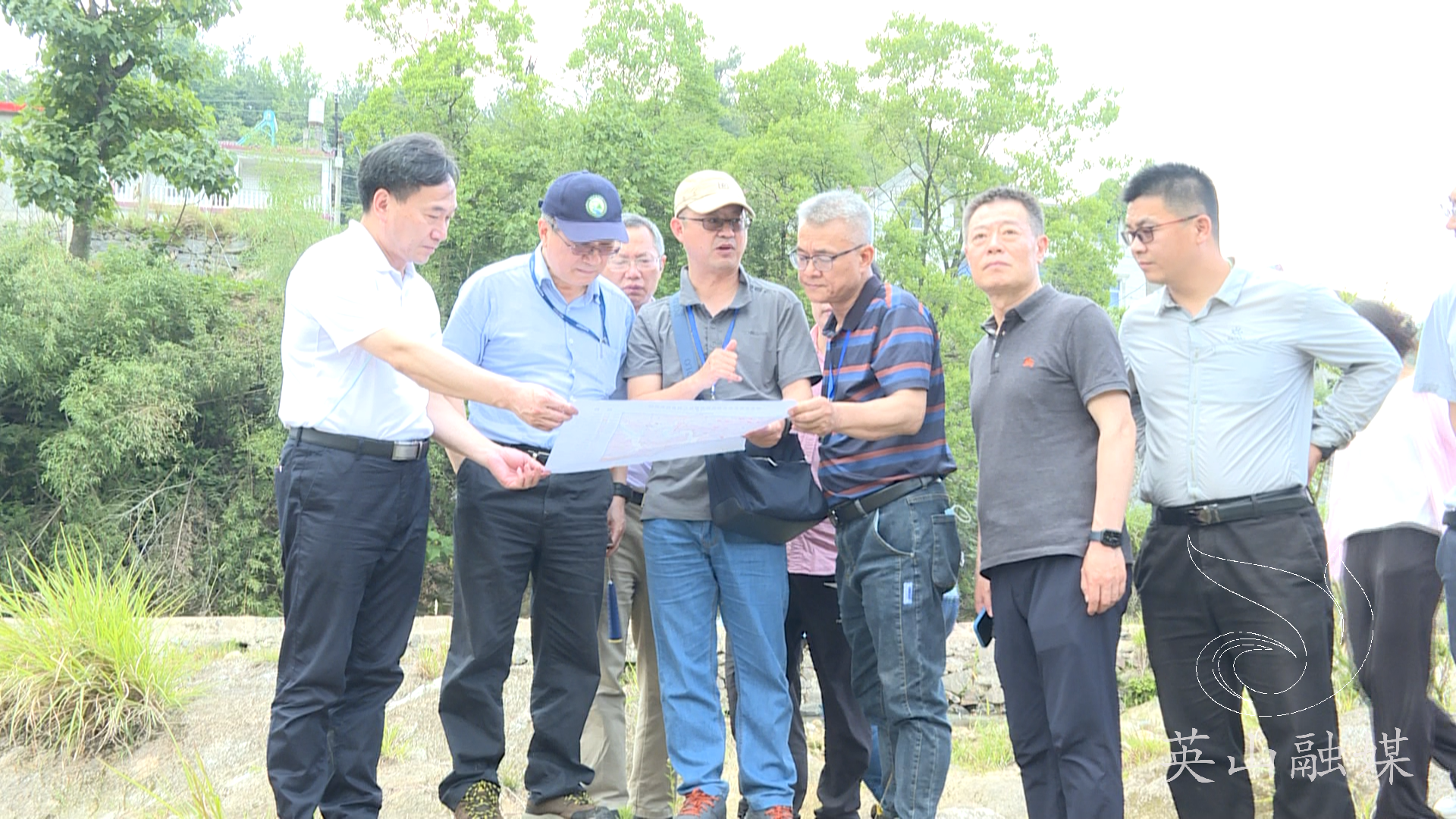 地質(zhì)大學(xué)深入地?zé)峥辈?！王焰新院士帶?duì)調(diào)研指導(dǎo)英山深部高溫地?zé)豳Y源勘探項(xiàng)目